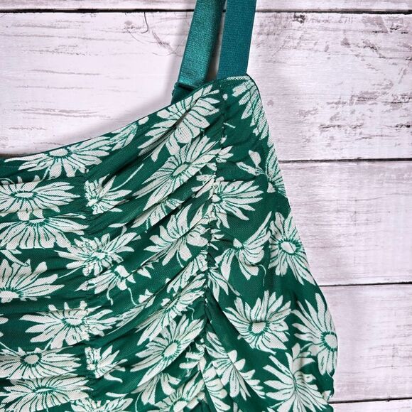 Torrid Floral Stretch Mesh Cropped Shirred Cami Tank Green Top NEW W/Tag - Picture 5 of 6
